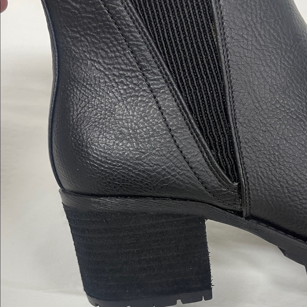 MIA Black Chelsea Lug Heel Ankle Boots - Picture 14 of 14